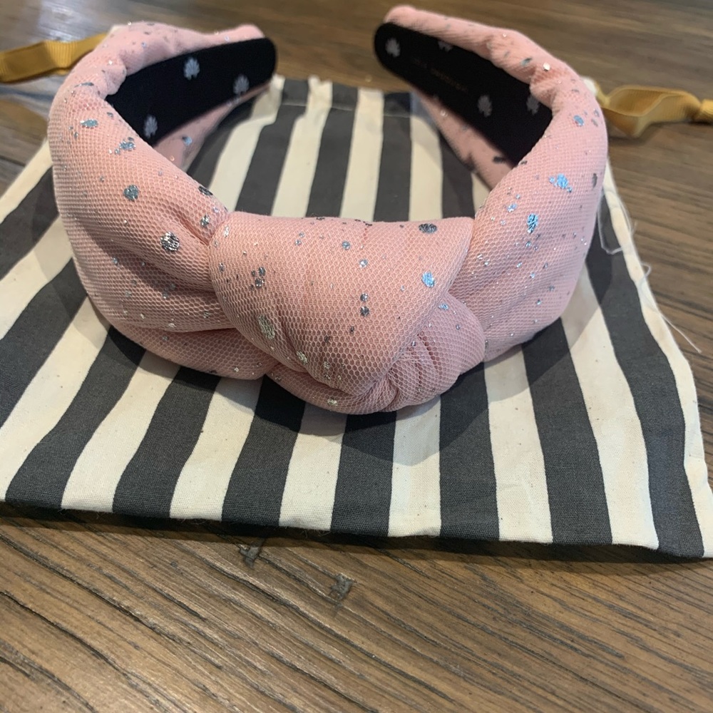 Lele Sadoughi x Hilaria Baldwin